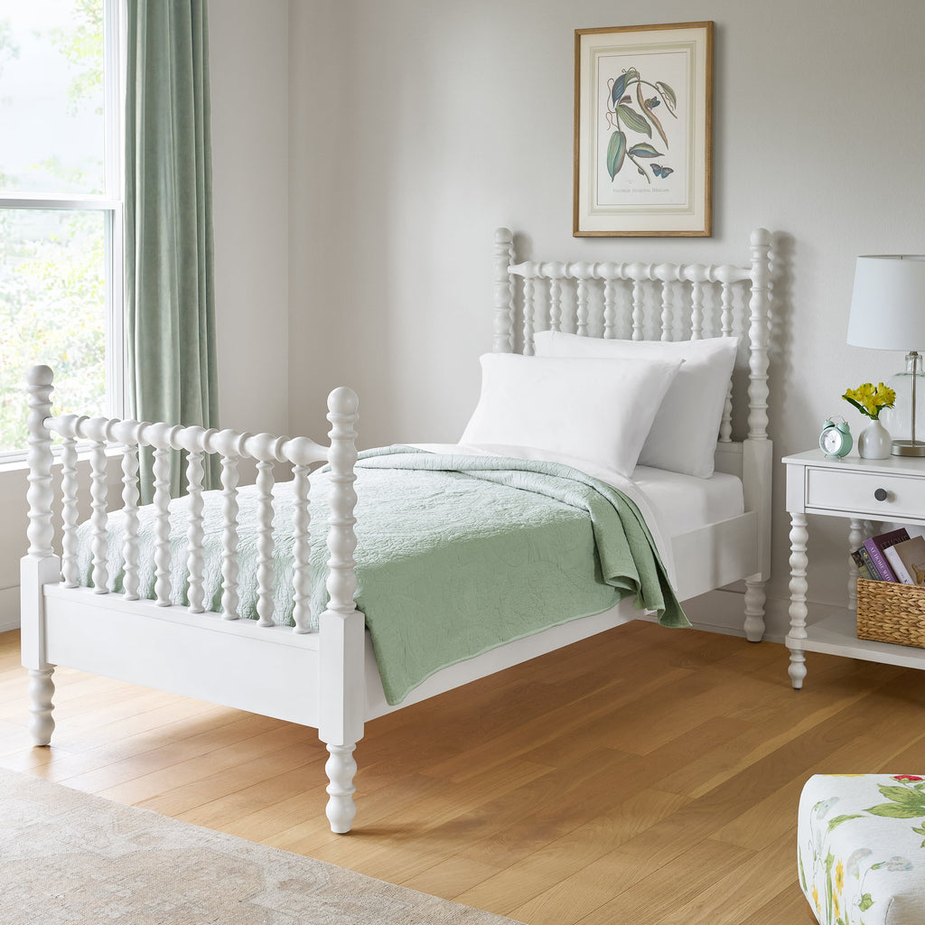 The Pioneer Woman Harper Spindle Bed, Full, Homestead Brown