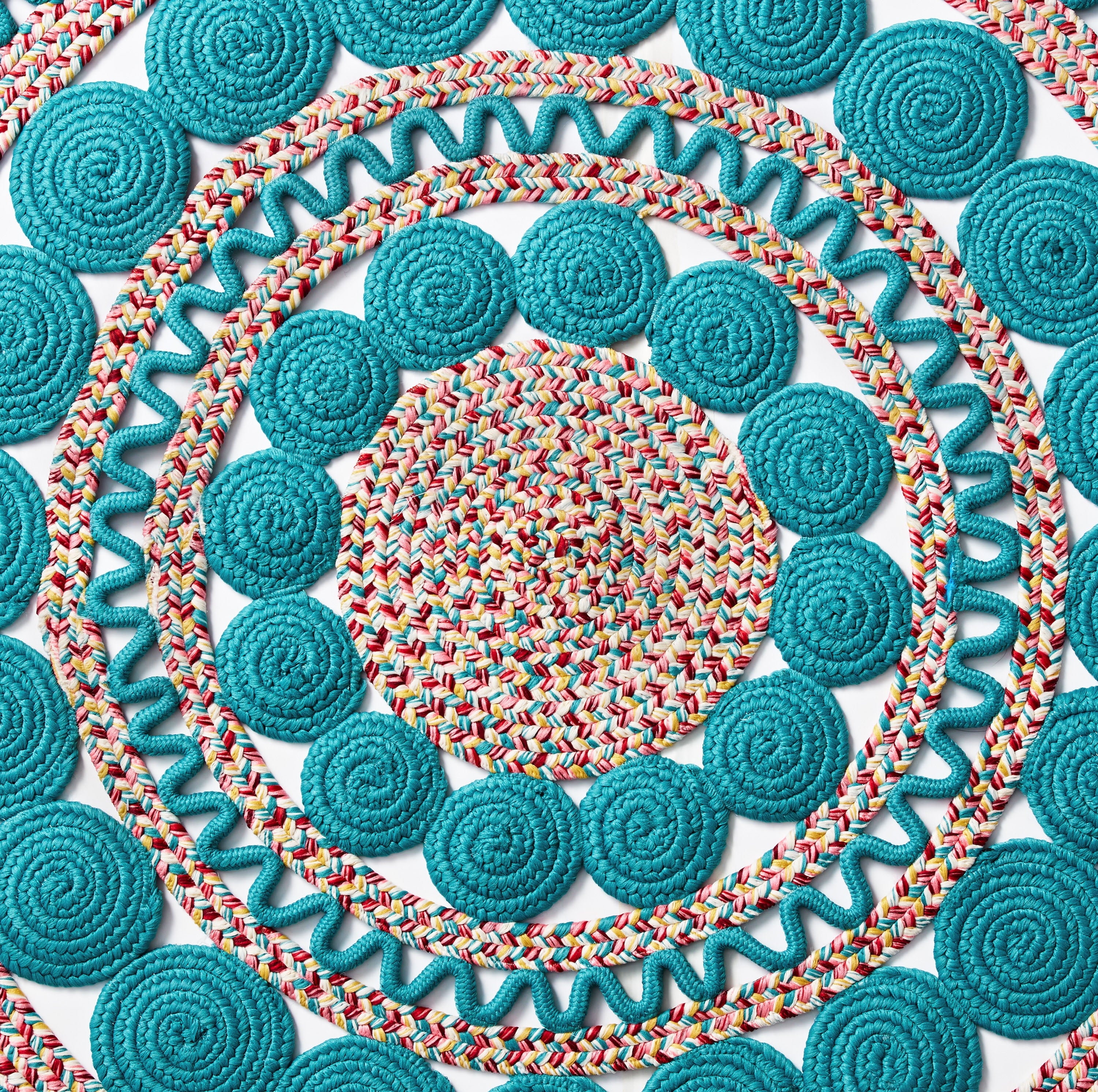Braided Floral Round Rug, 48" | Prairie Lane - View 5