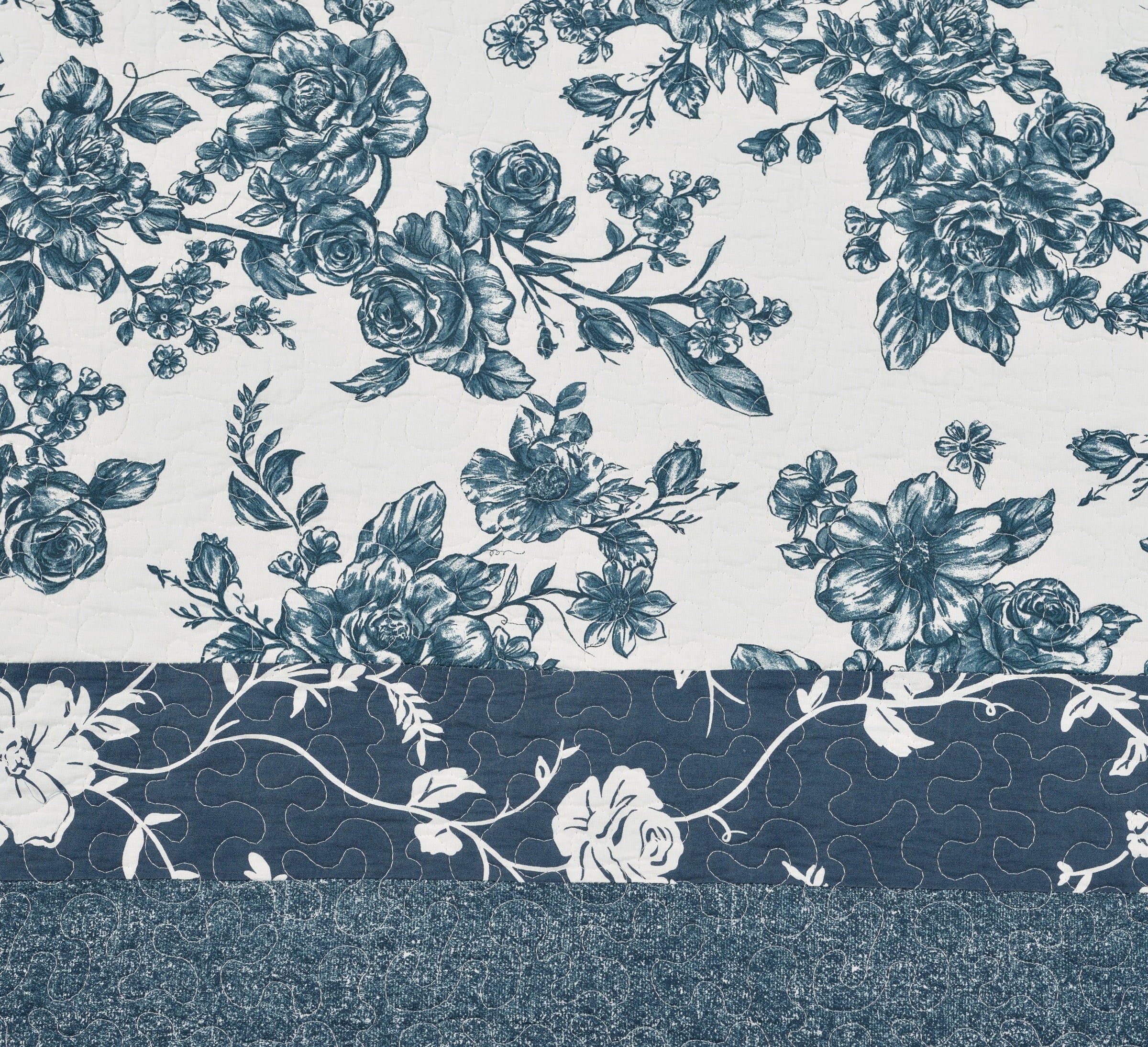 The Pioneer Woman Avery Cotton Patchwork Quilt, Full/Queen, Blue Dust Bedding